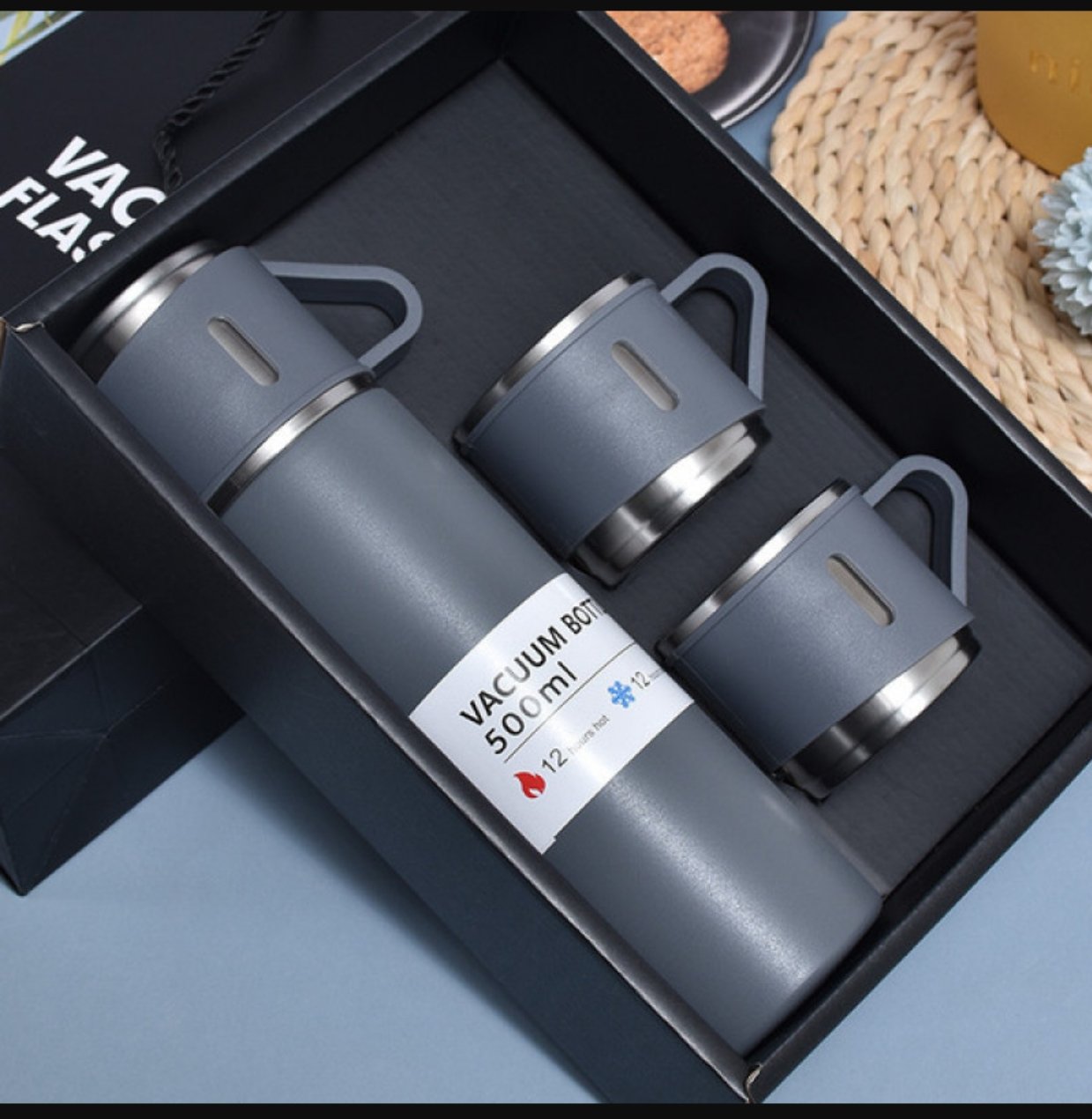 Vacuum Flask Set with 2 Cups Gray Color